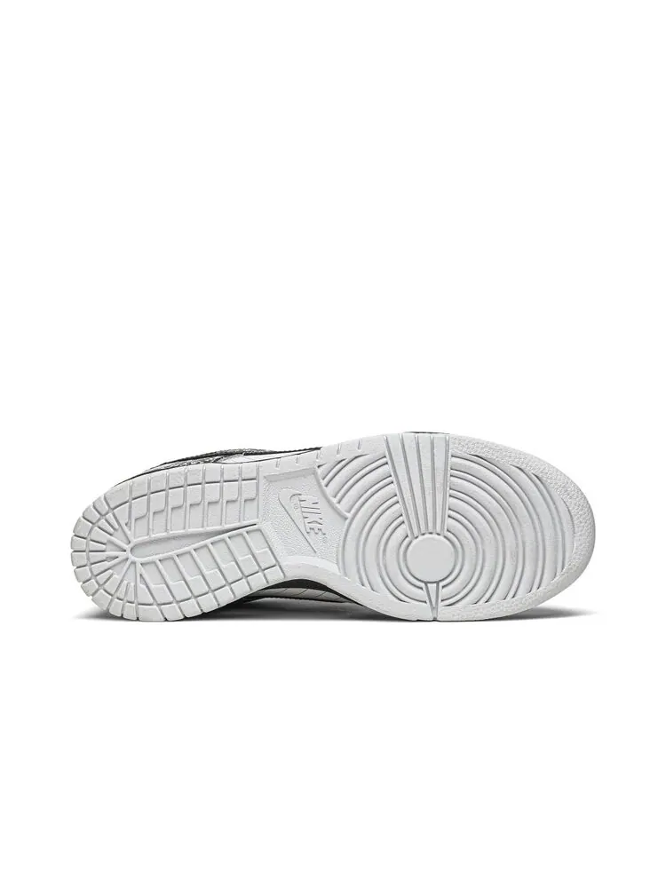 Кроссовки Nike Dunk Low Premium GS 'Nikebook' — изображение 4 из 4, черный