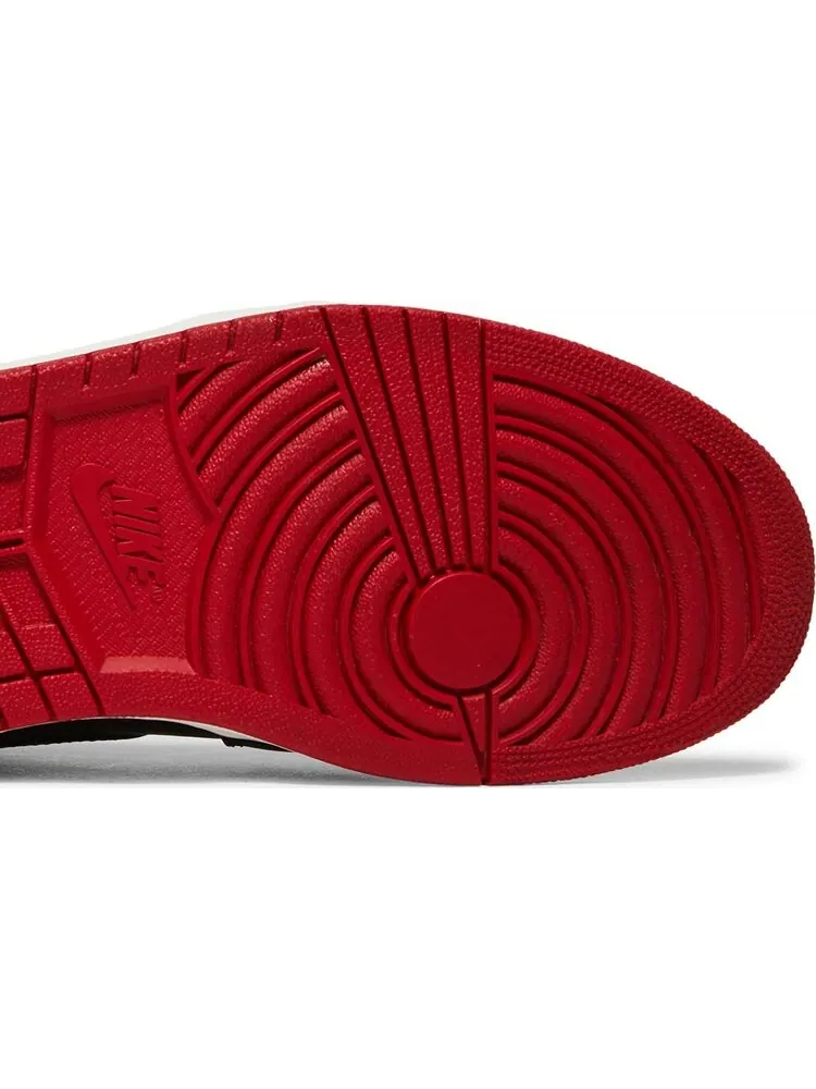 Кроссовки Air Jordan 1 Retro High Gucci — изображение 5 из 8, черный