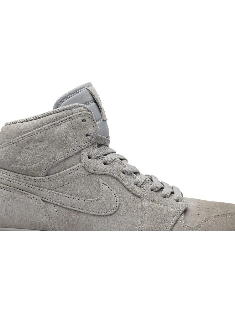 Кроссовки Air Jordan 1 Retro High Grey Suede — изображение 2 из 8, серый
