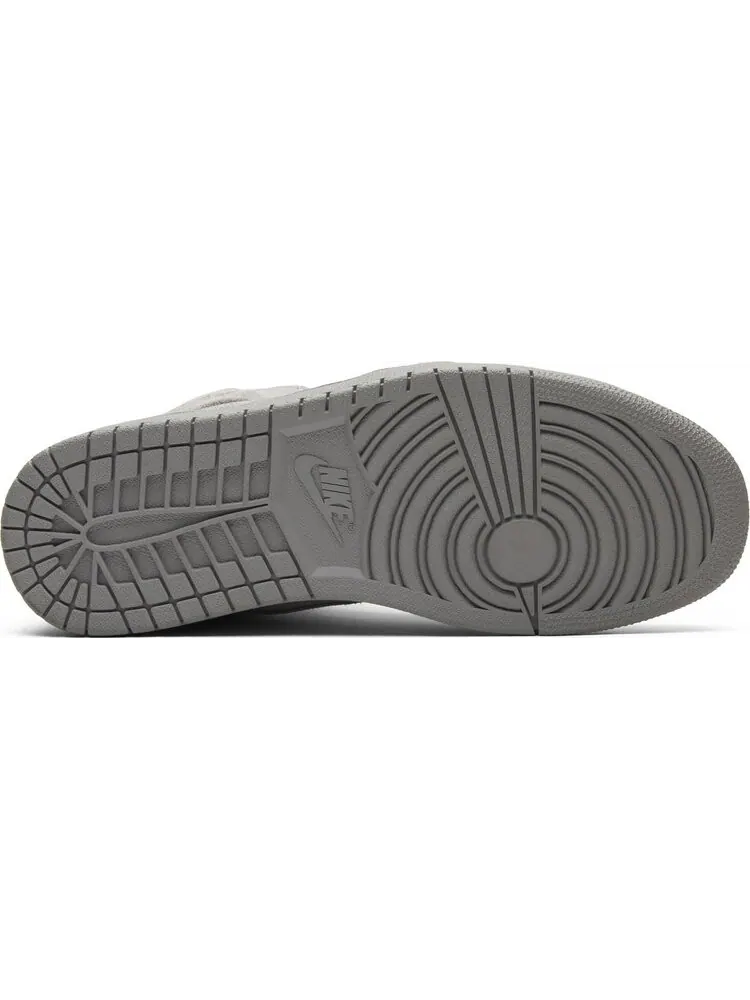 Кроссовки Air Jordan 1 Retro High Grey Suede — изображение 4 из 8, серый