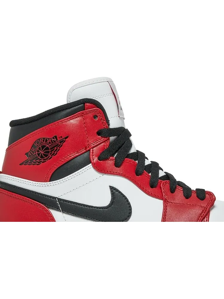 Кроссовки Air Jordan 1 Retro High Chicago 2013 — изображение 2 из 8, красный