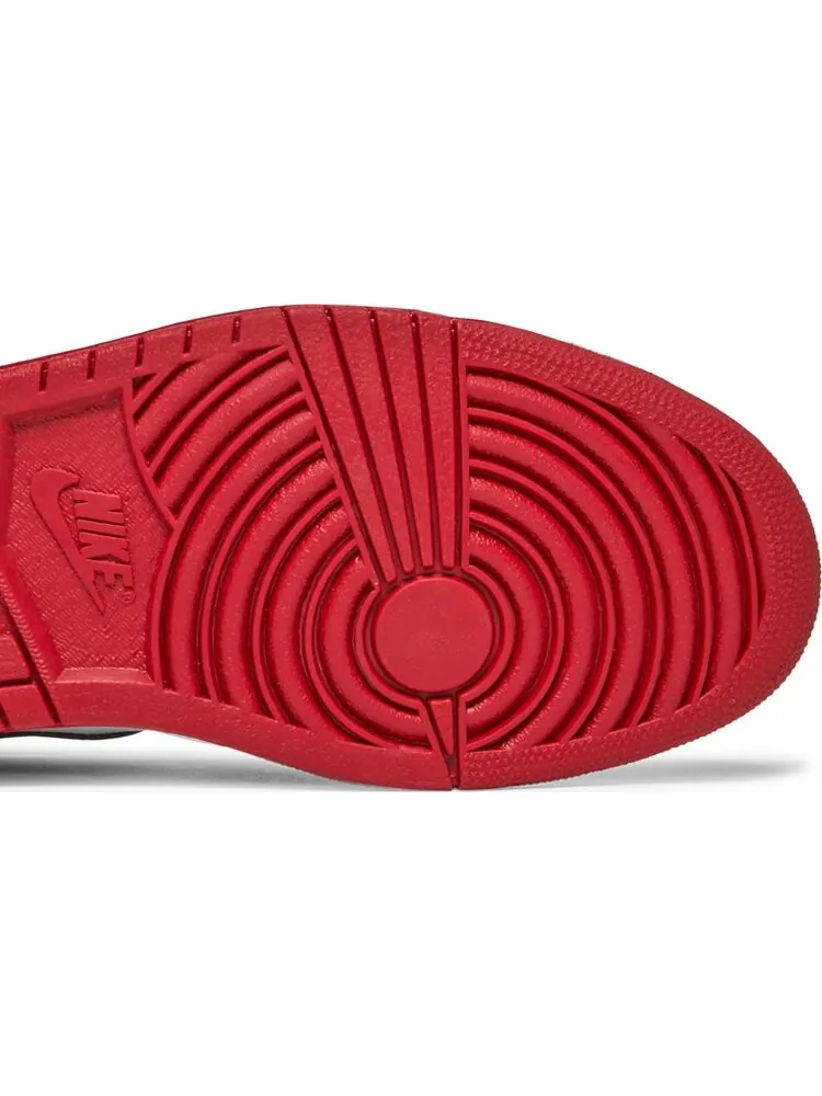 Кроссовки Air Jordan 1 Retro High Chicago 2013 — изображение 5 из 8, красный