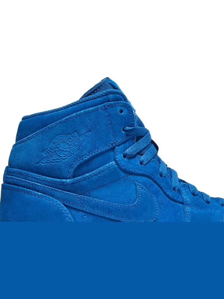 Кроссовки Air Jordan 1 Retro High Blue Suede — изображение 2 из 8, синий