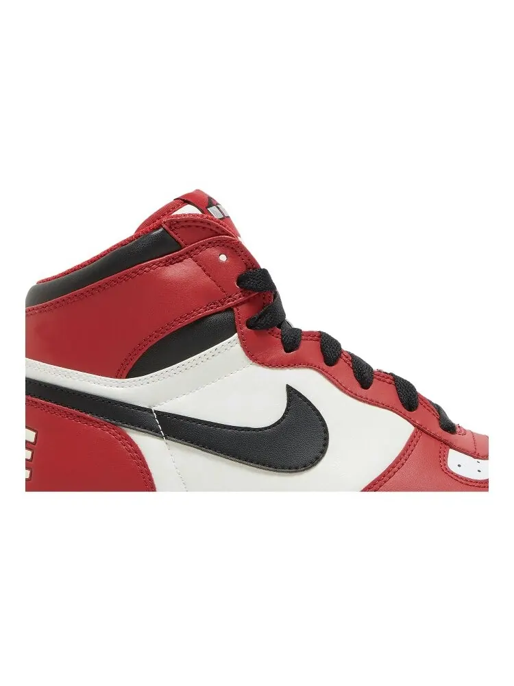 Кроссовки Nike Big Nike High 'Bulls' — изображение 2 из 4, белый