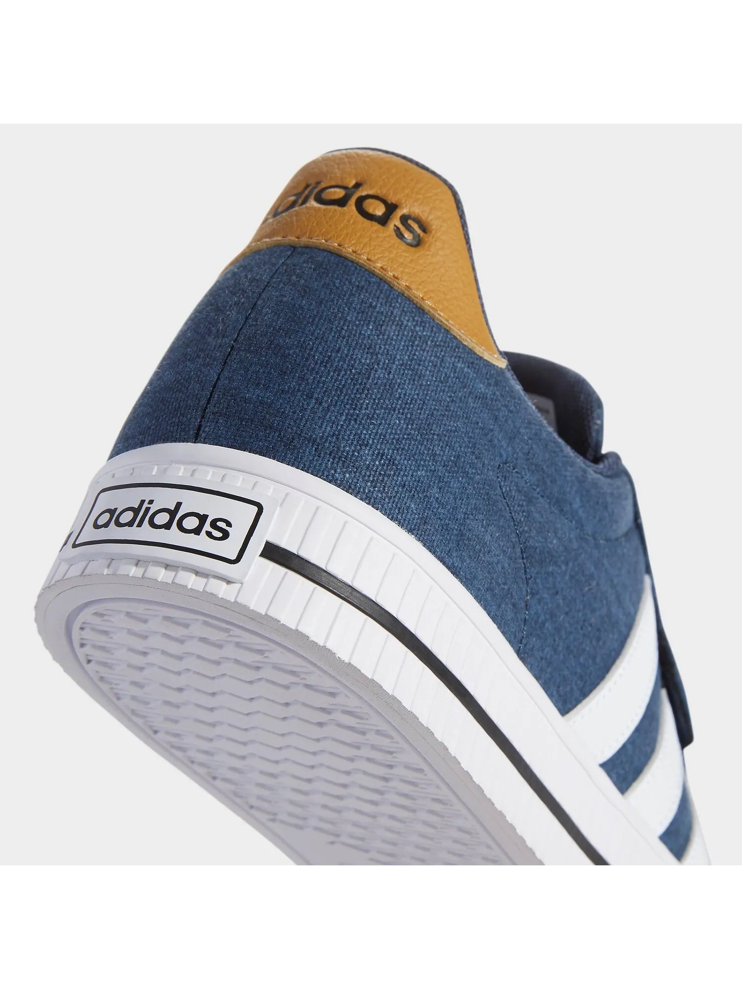 Мужская повседневная обувь adidas Essentials Daily 3.0 — изображение 3 из 6, синий