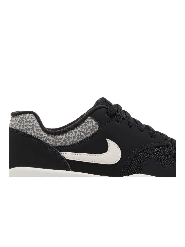 Кроссовки Nike Air Safari LE 'Black' — изображение 2 из 4, черный
