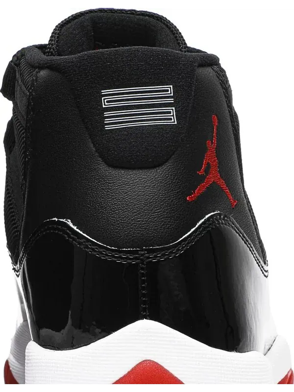 Кроссовки Air Jordan 11 Retro 'Bred' 2019 — изображение 7 из 8, красный