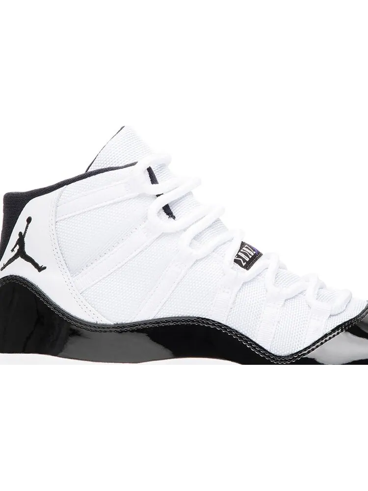 Кроссовки Air Jordan 11 Retro GS Concord 2018 — изображение 2 из 8, белый