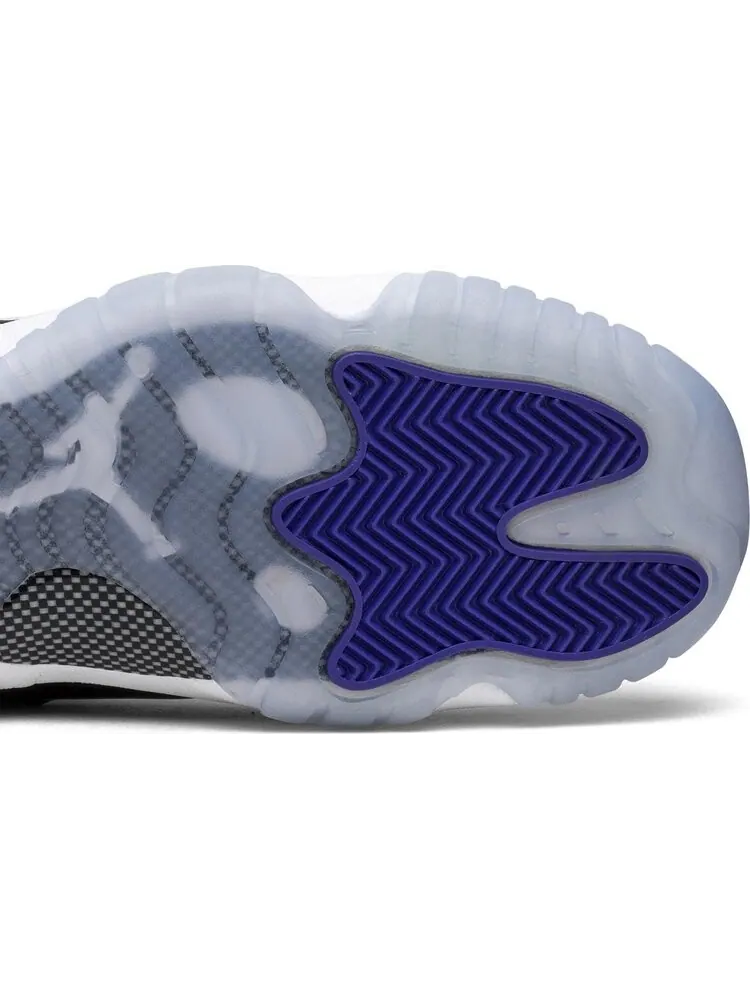 Кроссовки Air Jordan 11 Retro GS Concord 2018 — изображение 5 из 8, белый