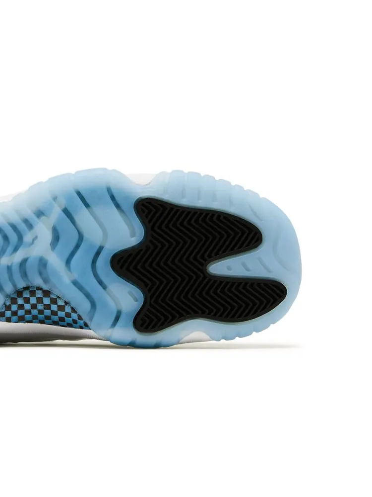Кроссовки Air Jordan 11 Retro GS Legend Blue / Columbia2024 — изображение 5 из 6, синий
