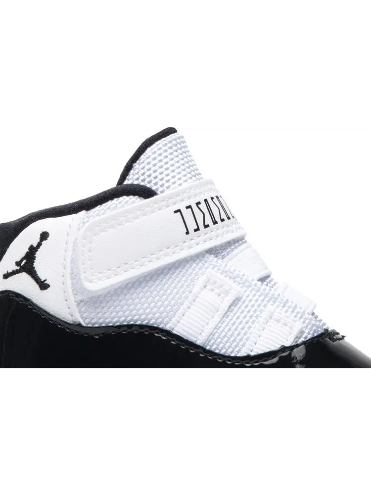 Кроссовки Air Jordan 11 Retro CB Concord 2018 — изображение 2 из 8, белый