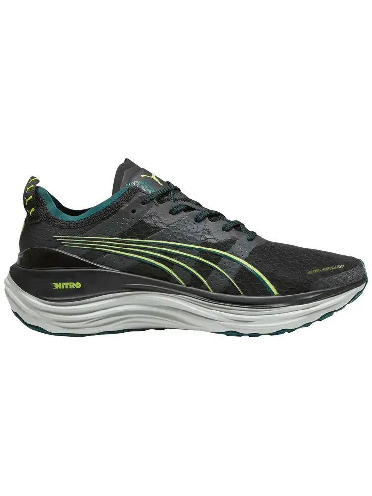 Кроссовки Puma ForeverRun Nitro Winter 'Black Malachite Yellow' — изображение 1 из 1, черный