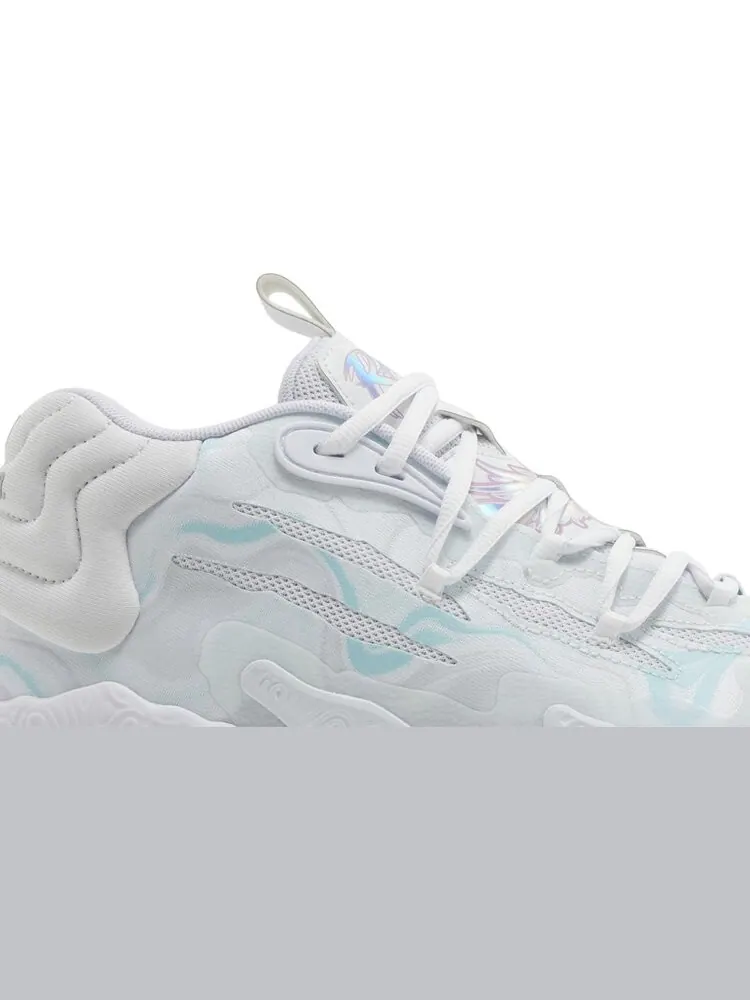 Кроссовки MB.03 'Iridescent' — изображение 2 из 4, белый