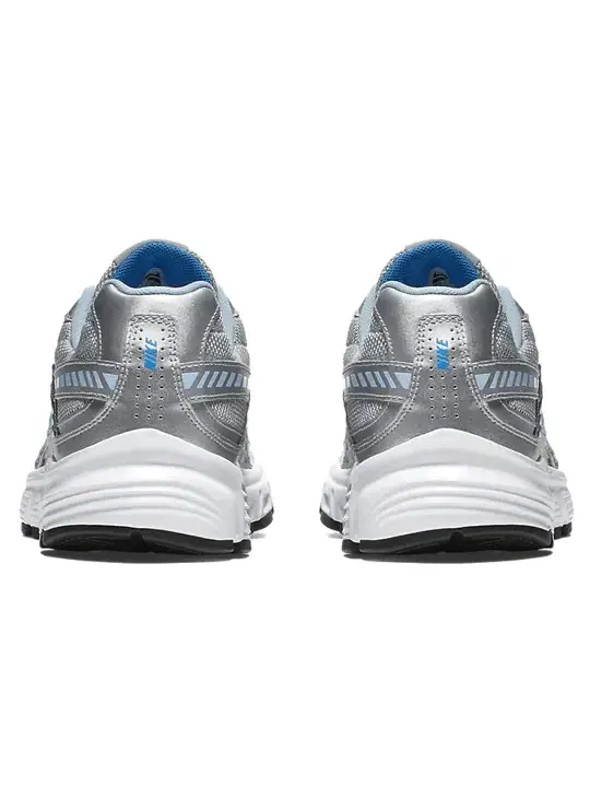 Кроссовки Nike Wmns Initiator — изображение 3 из 4