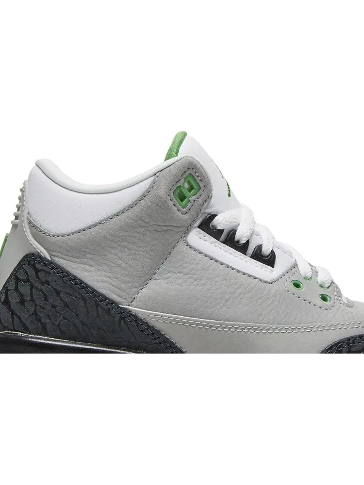 Кроссовки Air Jordan 3 Retro GS Chlorophyll — изображение 2 из 8, зеленый