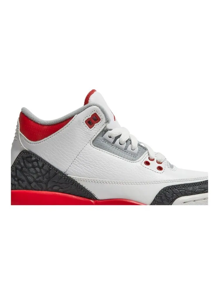 Кроссовки Air Jordan 3 Retro GS 'Fire Red' 2013 — изображение 2 из 4, белый
