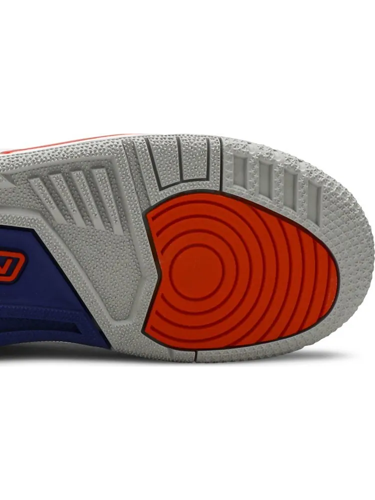 Кроссовки Air Jordan 3 Retro GS Knicks — изображение 5 из 8, белый
