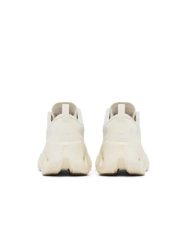 Кроссовки Kith x ON K-Tech 1 — изображение 6 из 8, тофу