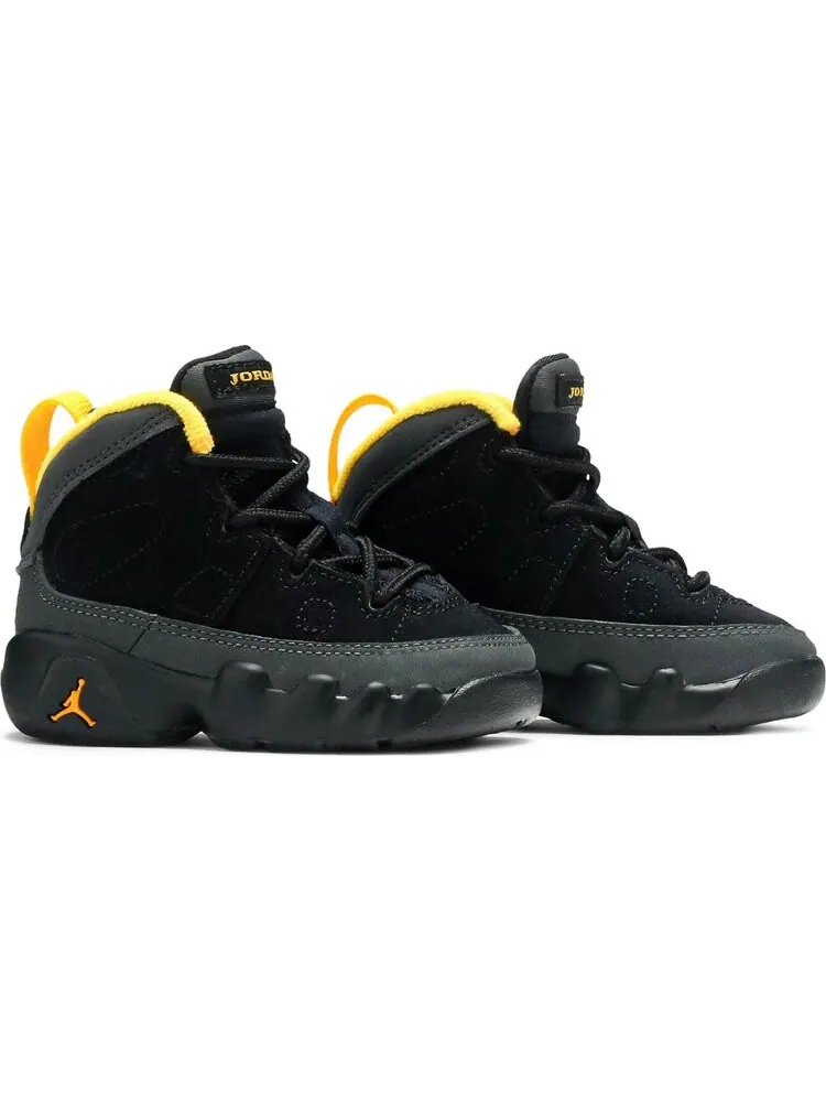 Кроссовки Air Jordan 9 Retro TD Dark Charcoal University Gold — изображение 8 из 8, серый