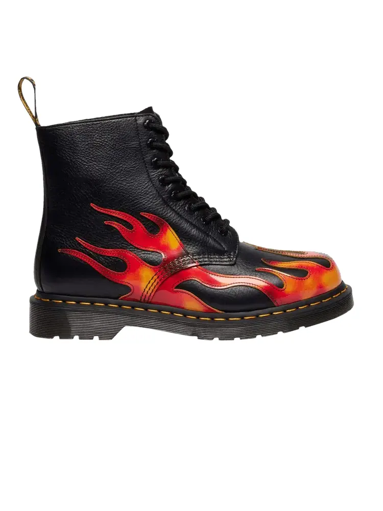 Ботинки Dr. Martens 1460 Pascal кожаные с аппликацией огня — изображение 1 из 1, черный