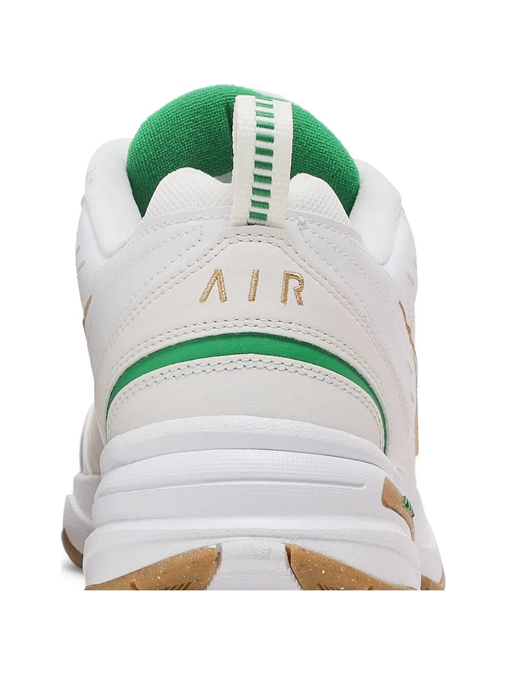 Кроссовки Nike Air Monarch IV 'White Lucky Green Gold' — изображение 2 из 8, белый
