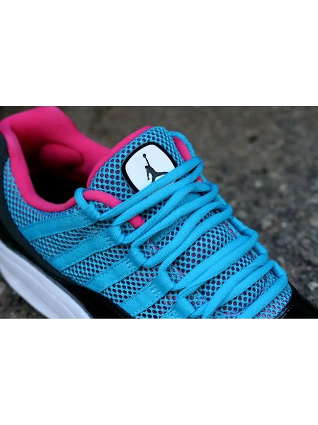 Кроссовки Air Jordan Jordan CMFT VIZ Air 11 'South Beach' — изображение 4 из 4, синий