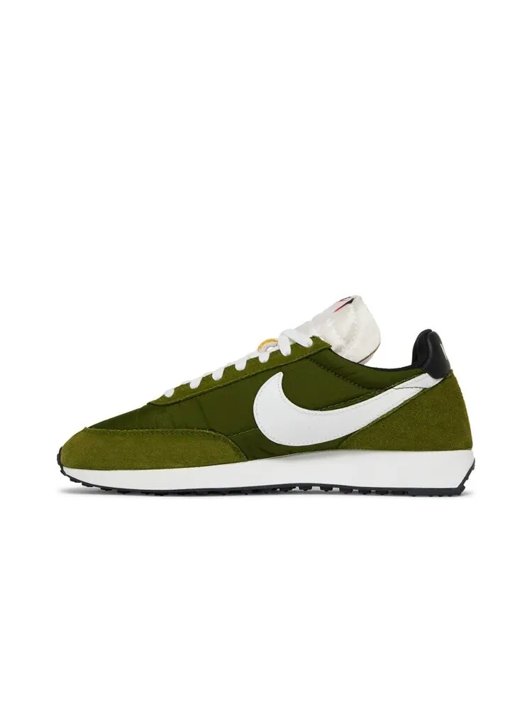 Кроссовки Nike Air Tailwind 79 'Olive' — изображение 3 из 4, зеленый