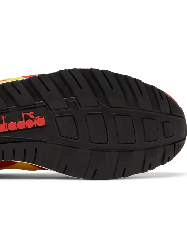 Кроссовки Foot Locker x N9002 Rocky Balboa Sagas 45th Anniversary - Ivan Drago — изображение 5 из 8, красный