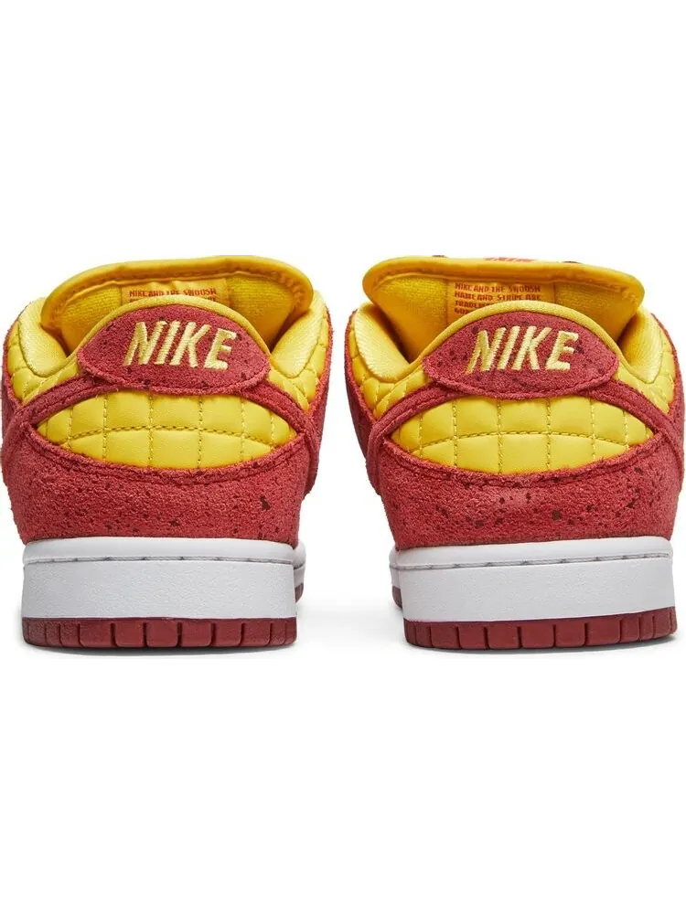 Кроссовки Nike Dunk Low Premium SB QS 'Crawfish' — изображение 6 из 8, красный