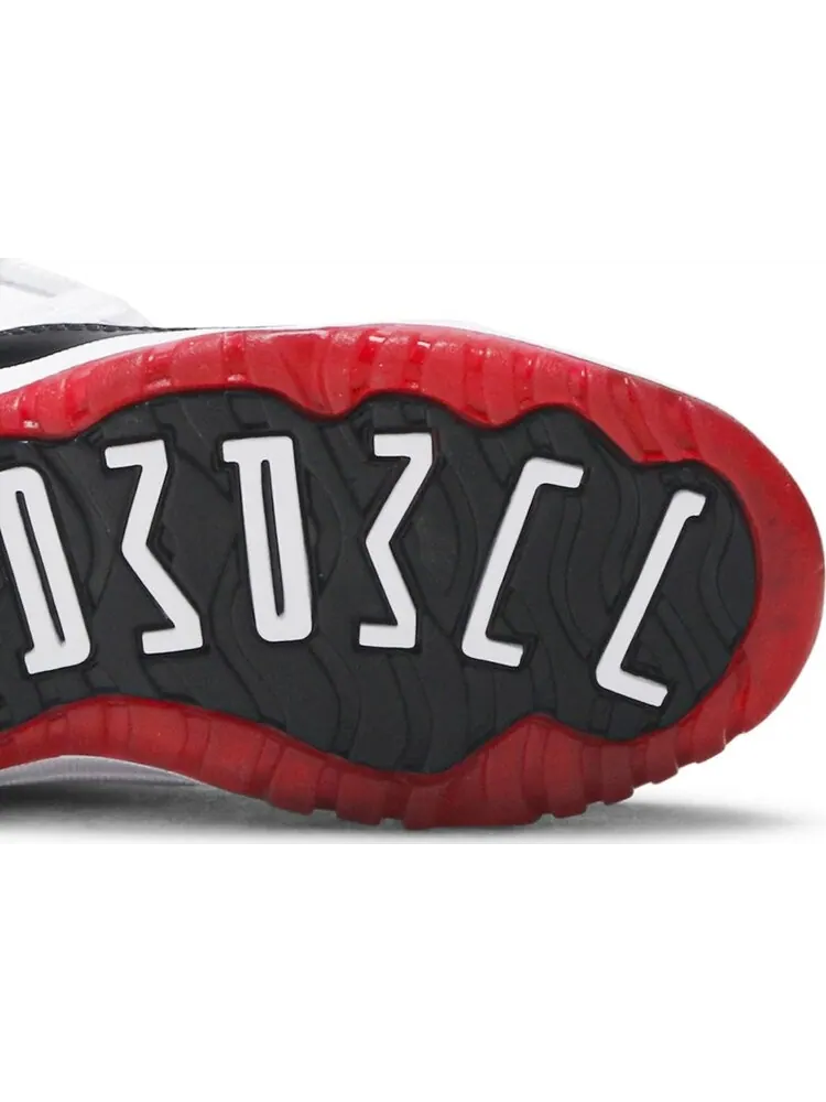 Кроссовки Air Jordan 11 Retro Low PS Concord-Bred — изображение 5 из 8, белый