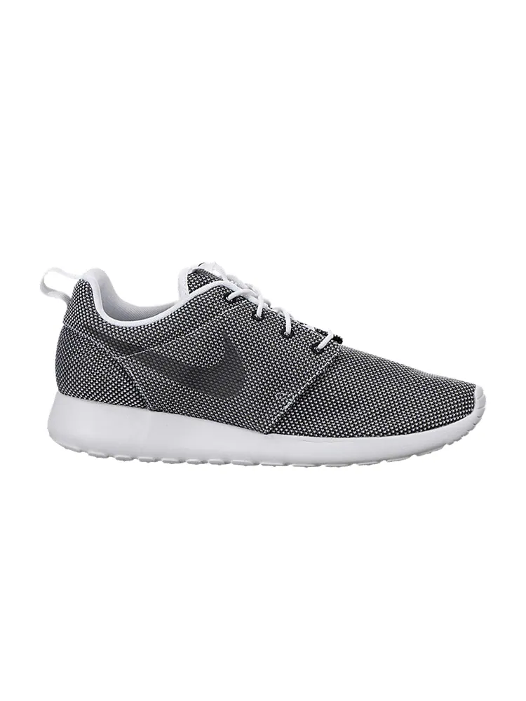 Кроссовки Nike Roshe Run — изображение 1 из 1, черный/белый