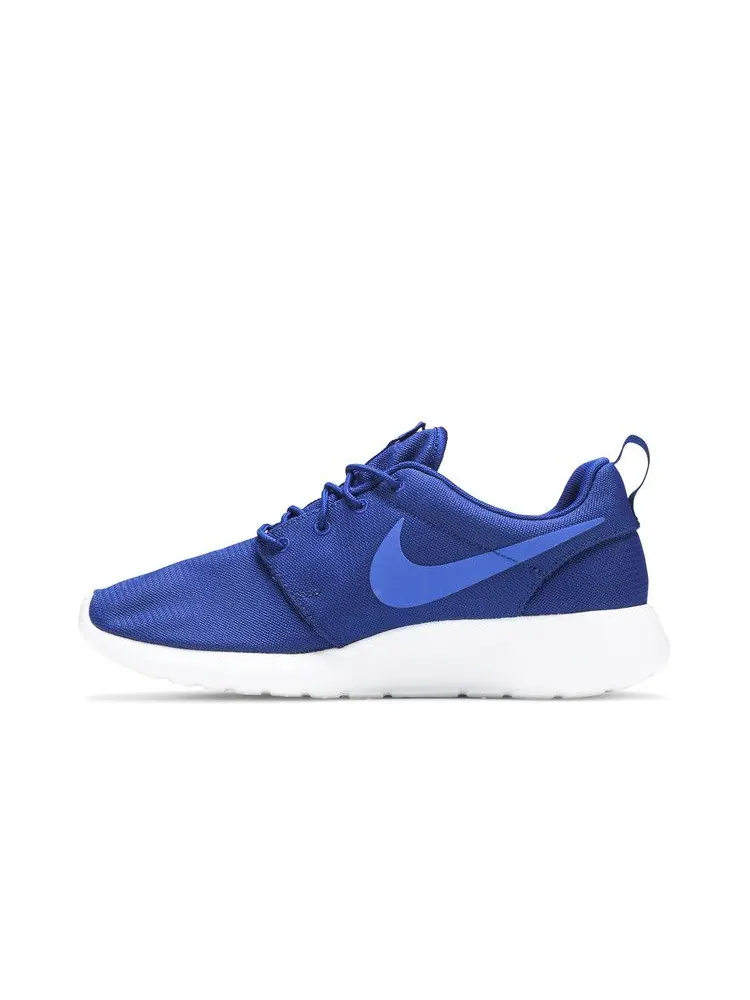 Кроссовки Nike Roshe One 'Deep Royal Blue' — изображение 4 из 9, глубокий синий