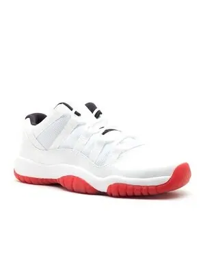 Кроссовки Air Jordan 11 Retro Low GS 'White Varsity Red' — изображение 3 из 4, белый