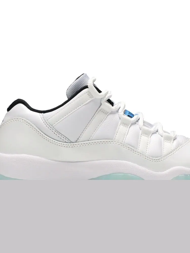 Кроссовки Air Jordan 11 Retro Low GS Legend Blue — изображение 2 из 8, белый