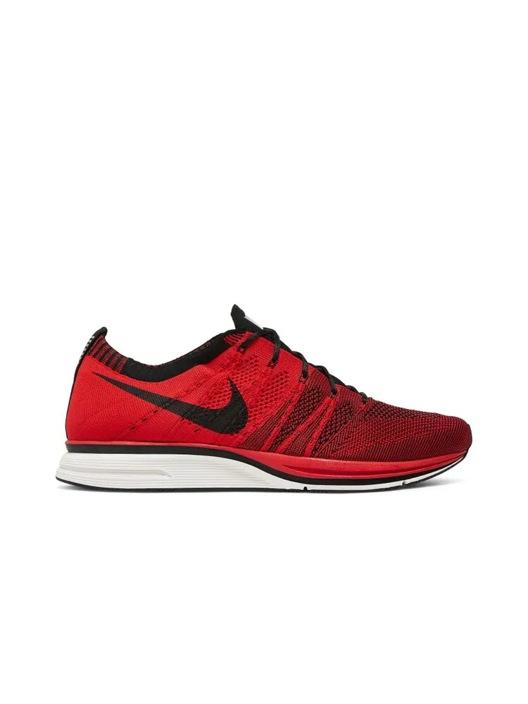 Кроссовки Nike Flyknit Trainer+ 'University Red' — изображение 1 из 4, красный