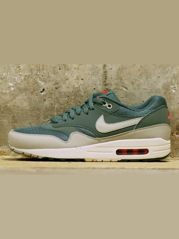 Кроссовки Nike Air Max 1 Essential 'Hasta' — изображение 2 из 4, синий