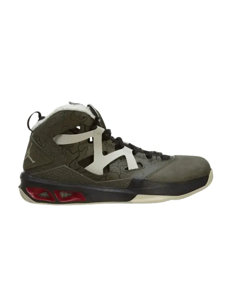 Кроссовки Jordan Melo M9 — изображение 1 из 1, зеленый