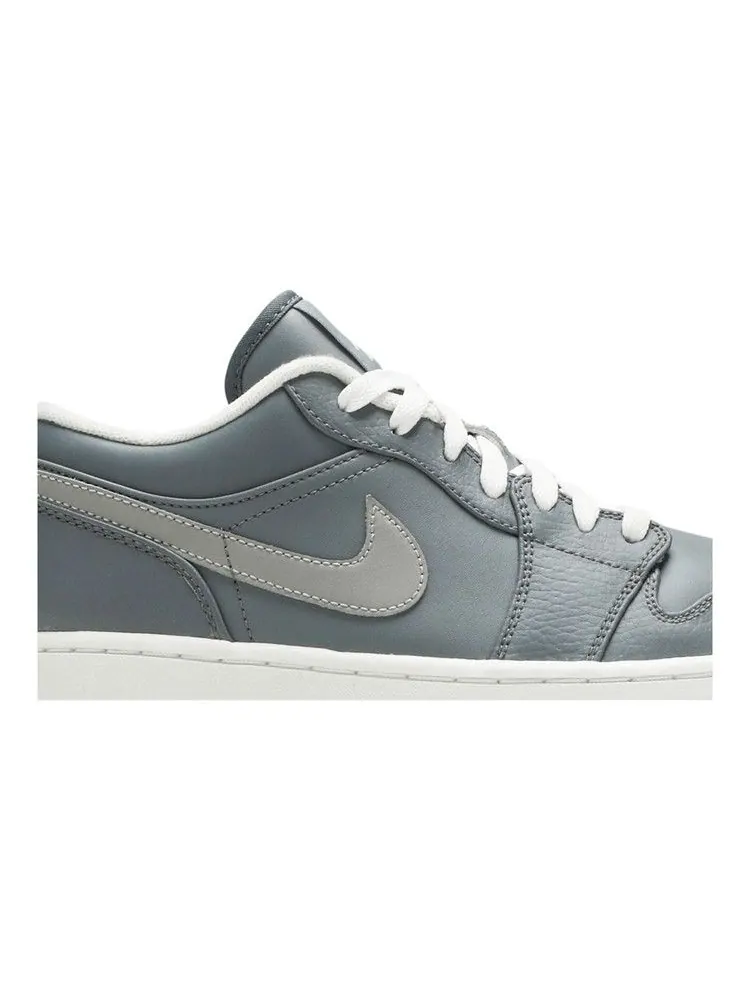 Кроссовки Air Jordan Air Jordan 1 Low 'Cool Grey' — изображение 3 из 9, серый/белый/серый
