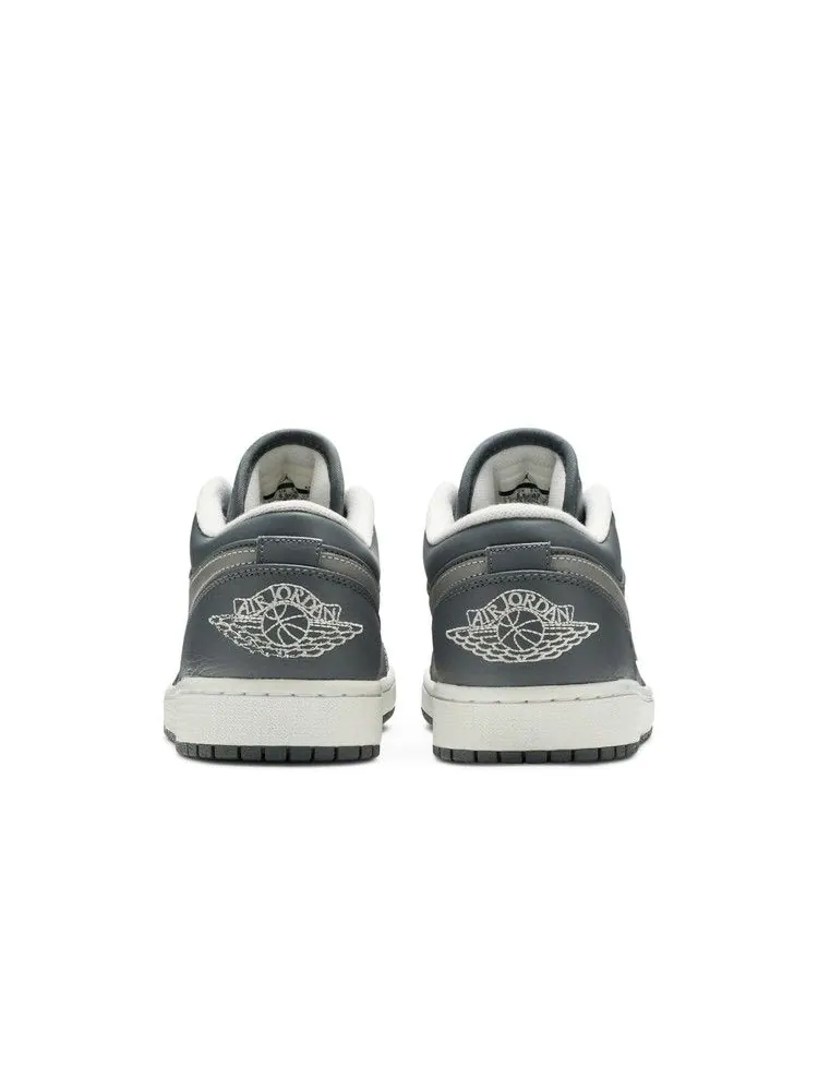 Кроссовки Air Jordan Air Jordan 1 Low 'Cool Grey' — изображение 7 из 9, серый/белый/серый