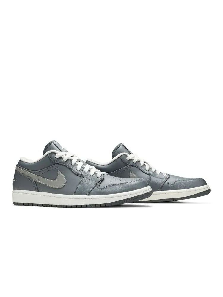Кроссовки Air Jordan Air Jordan 1 Low 'Cool Grey' — изображение 9 из 9, серый/белый/серый