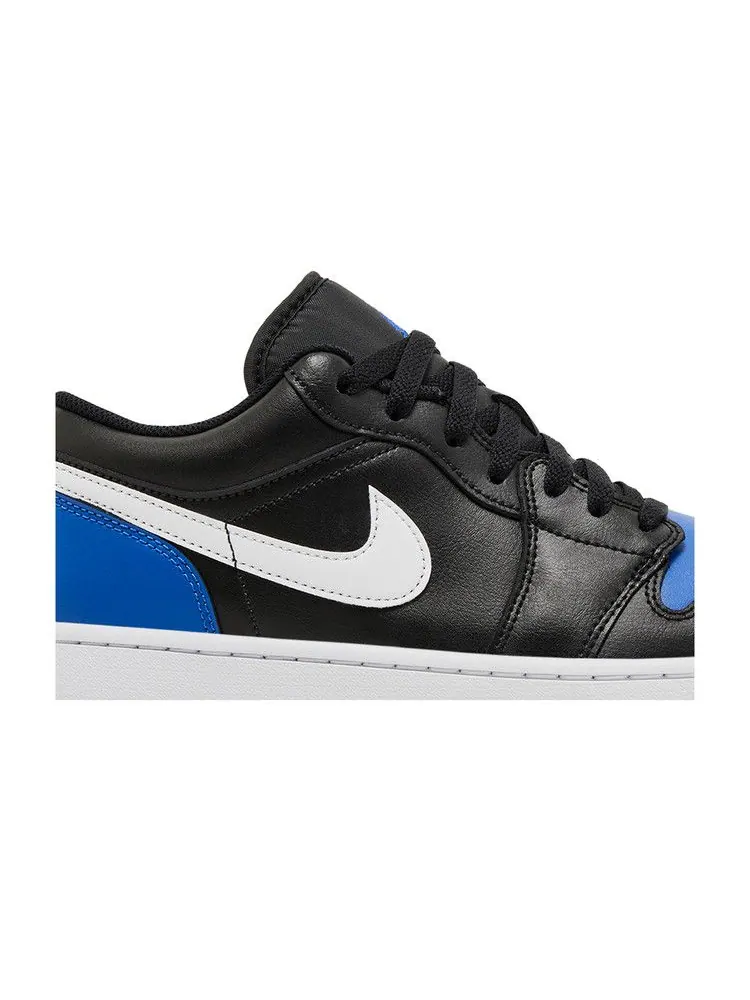 Кроссовки Air Jordan Air Jordan 1 Low 'Black Royal Toe' — изображение 3 из 9, черный/белый