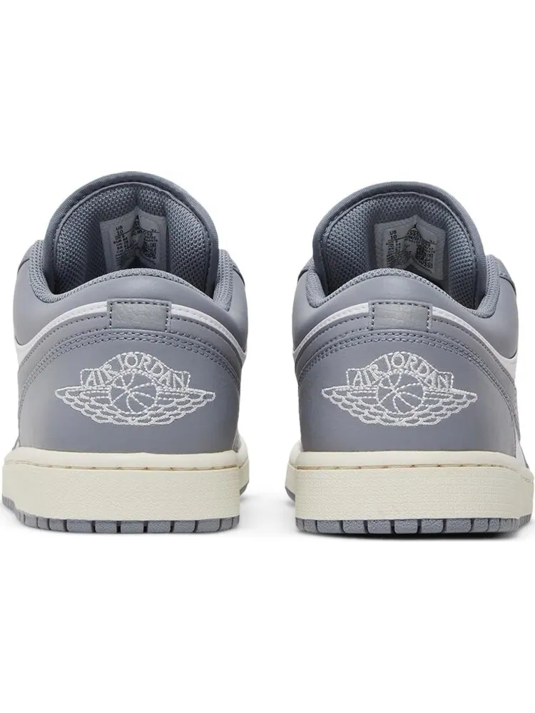 Кроссовки Air Jordan 1 Low Vintage Grey — изображение 6 из 8, серый