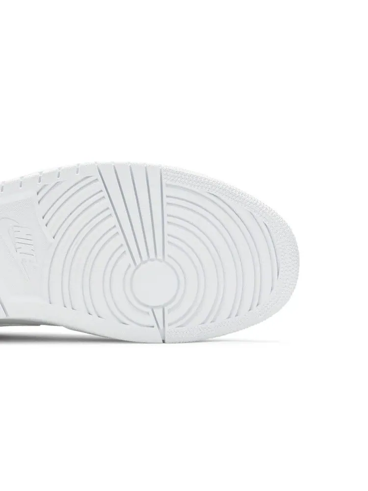 Кроссовки Air Jordan Air Jordan 1 Low 'Triple White' — изображение 6 из 9, белый/белый/белый