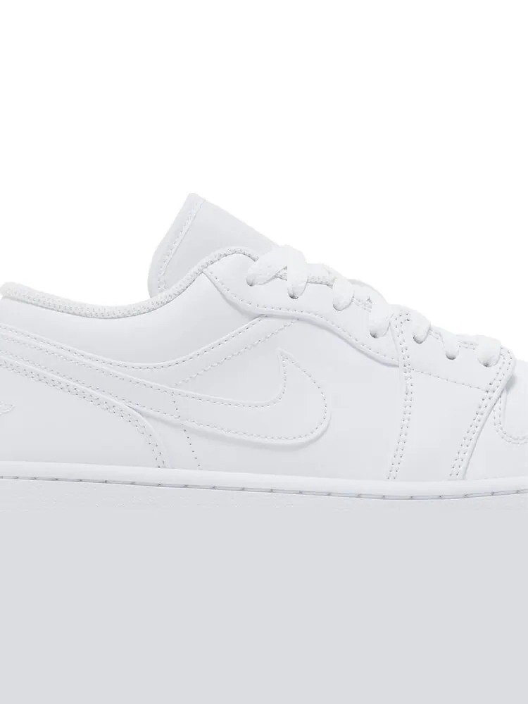 Кроссовки Air Jordan 1 Low Triple White — изображение 2 из 8, белый