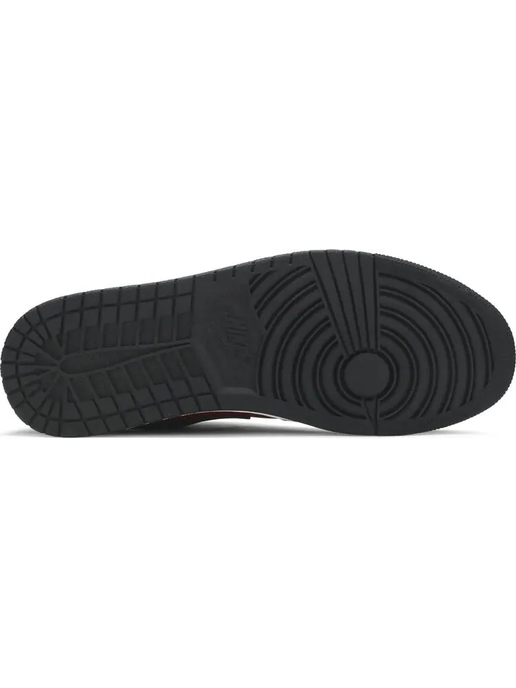 Кроссовки Air Jordan 1 Low Reverse Bred — изображение 4 из 8, черный красный