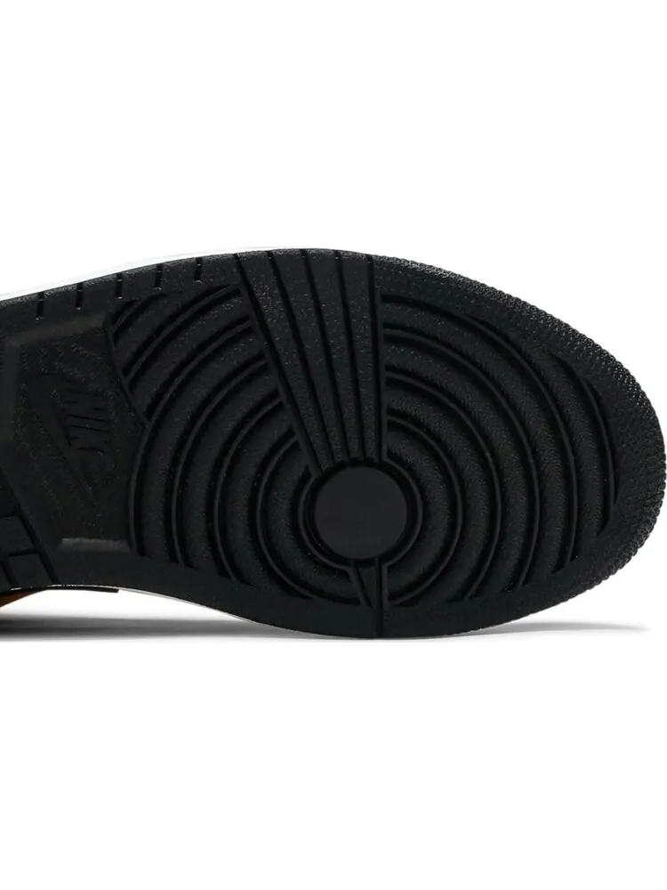 Кроссовки Air Jordan 1 Low University Gold Black — изображение 5 из 8, золото