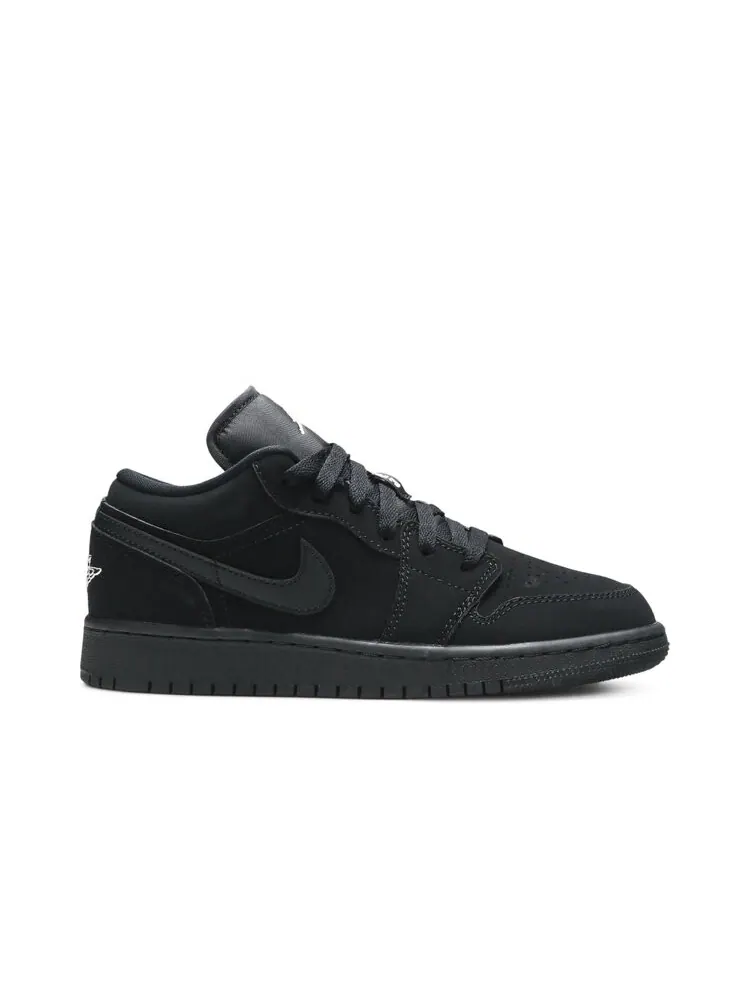 Кроссовки Air Jordan 1 Retro Low GS 'Triple Black' — изображение 1 из 4, черный