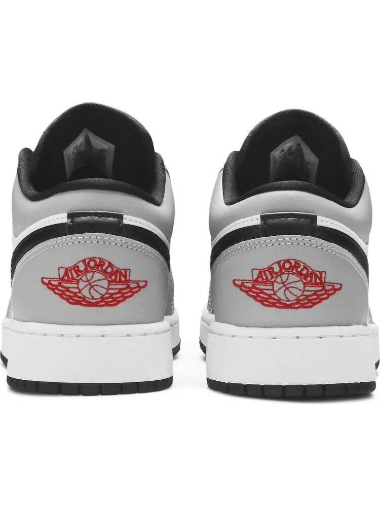 Кроссовки Air Jordan 1 Low GS Light — изображение 6 из 8, белый серый