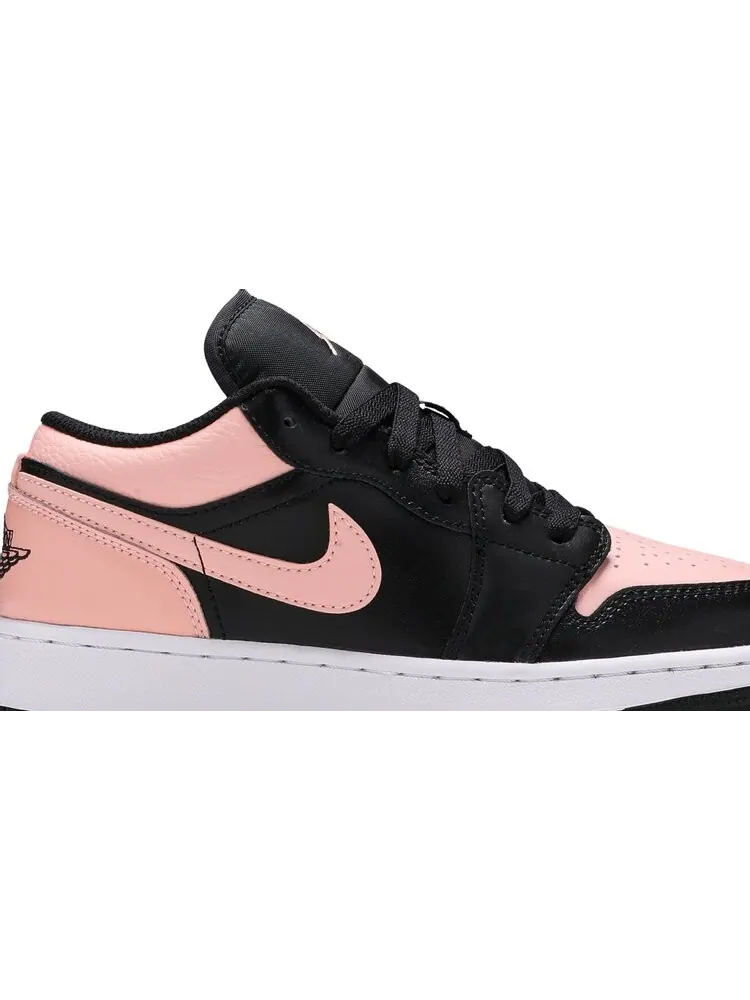 Кроссовки Air Jordan 1 Low GS Crimson Tint — изображение 2 из 8, розовый