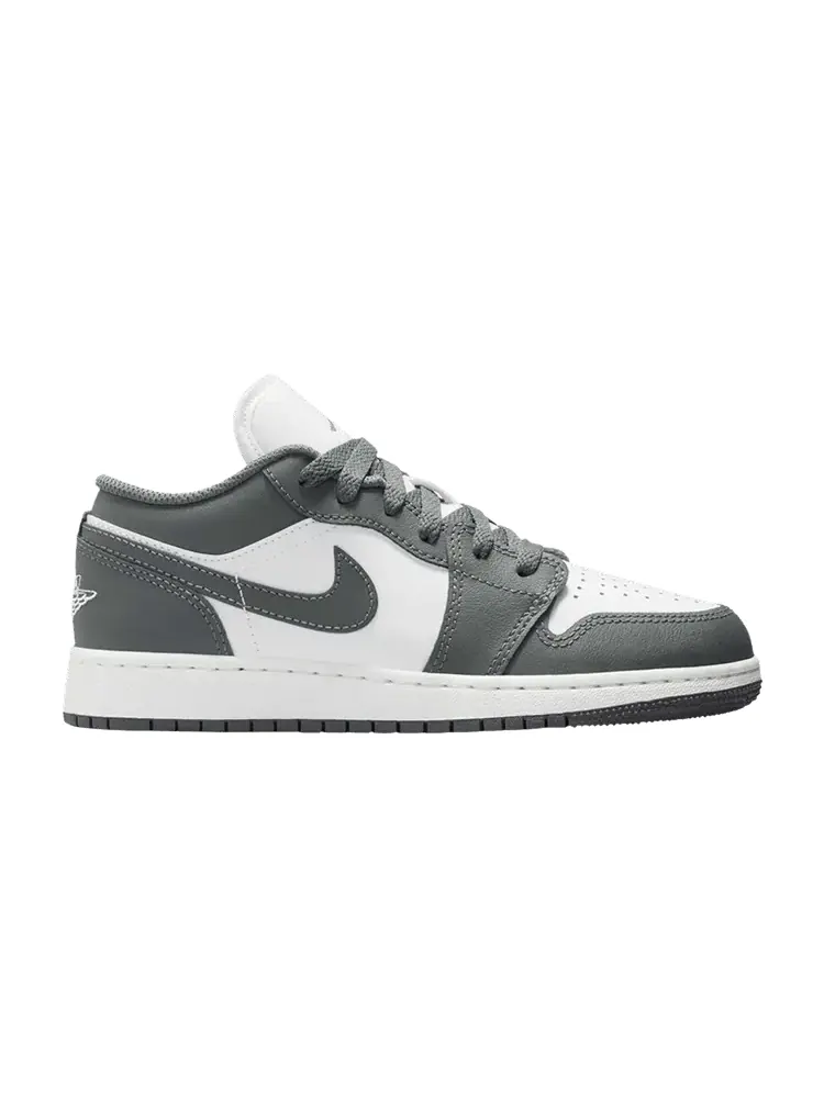 Кроссовки Air Jordan Air Jordan 1 Low GS 'Iron Grey Summit White' — изображение 1 из 1, серый/белый
